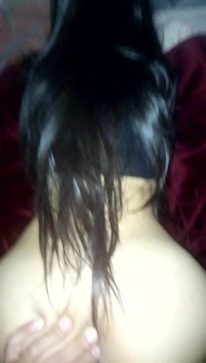 Мой друг трахает мою возбужденную жену в первый раз