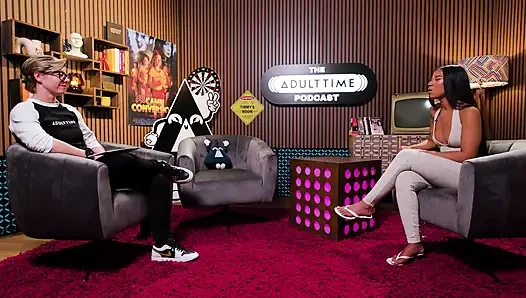 Ameena Green Striptizci kökenleri, osurma videoları ve anime hayranları | Adult Time Podcast
