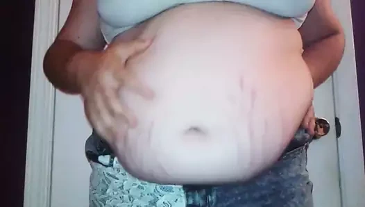 Sallanan muffin üstteki güzel şişman rolls