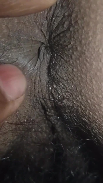 Мощный момент от "Дези Рангили бхабхи Аай"