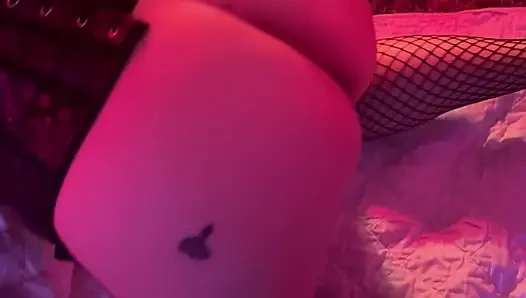 Jillianmilf götüne şaplak atıyor