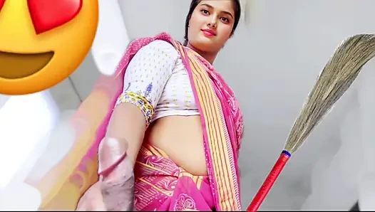 Desi hizmetçi için yarak teşhiri büyük yarağımı seviyor ve sikimle sikişmek için azgın Hintçe ses