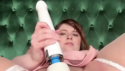 Boşaldığımda nasıl olduğunu görmek isteyenler için, ama güzel ve yakın