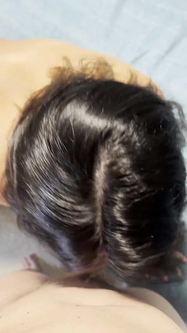 Pinay orta yaşlı seksi kadın derin dölleme damlamasına tapıyor - lexxi wett