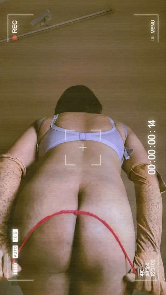 Mona bottom crossdresser göt deliği