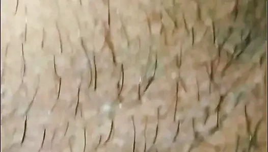 O sorar, ben veririm. İnliyor, amını sert sikiyorum.