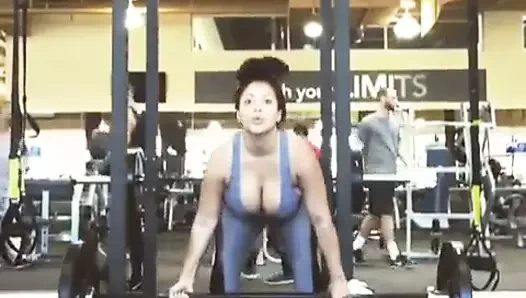 Kiara Mia trop bonne