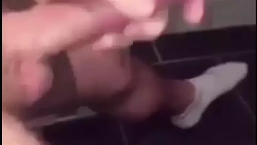 Büyük zenci yarağı boşalıyor