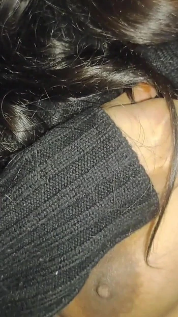 Захватывающий момент из "Индийский профессор трахнули 18+ студентка-хинди грязный разговор🥵"