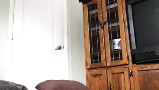 Kalın götlü transeksüel