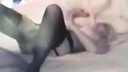 Karım Lydia yapmayı sevdiği şeyi yapıyor