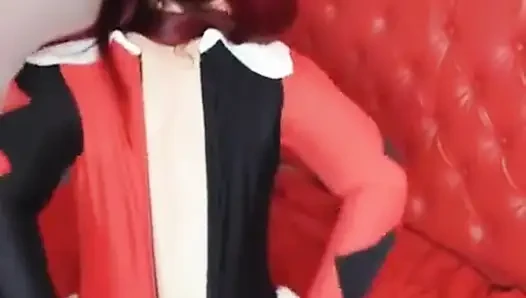 Shyyfxx Harley Quinn doğum gününü kutluyor ve jokeri komşusunun 31 talimatı rol oyununa gönderiyor