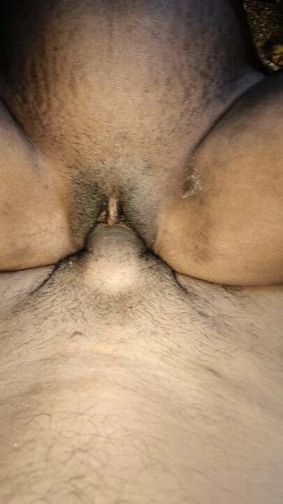 Amca odada teyzeyle eğlendi