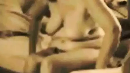 lanet benim karım ve ona kız arkadaşı