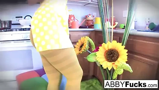 Abigail ile gerçeküstü mutfak giydirme