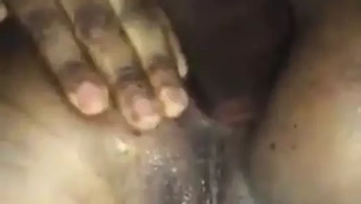 Bajan shorty kanal seviyor