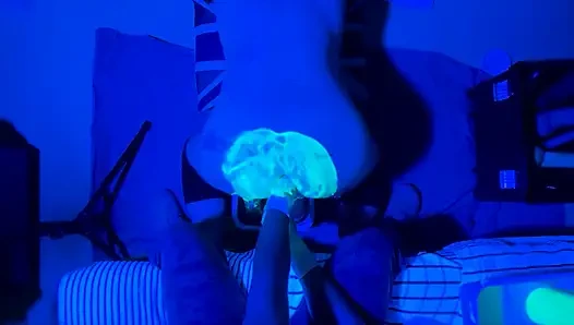 Ultraviyole yumruk sokma