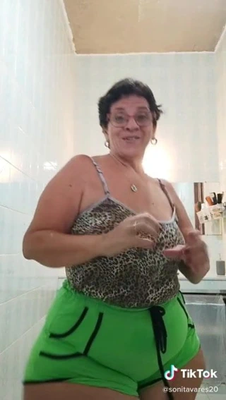 süper kalın anneanne