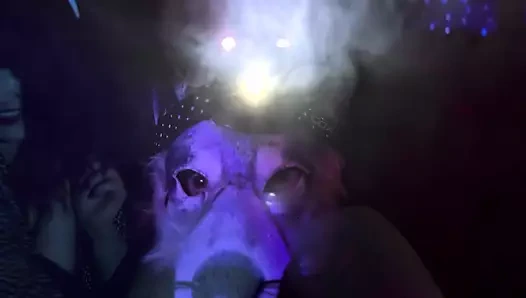 Üvey erkek kardeşimle seks oyunları oynuyorum