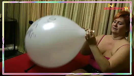 Anna'nın Balon Fetişi