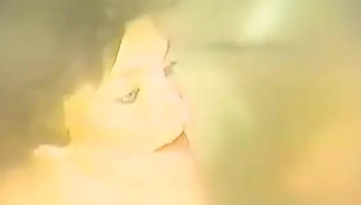 Azgın esmer gerçek acımasız yarak emiyor