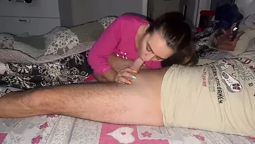 Ateşli karımla sabah saksosu ve gırtlağına kadar alma