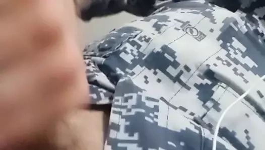 Tu papi1988 masturbandose