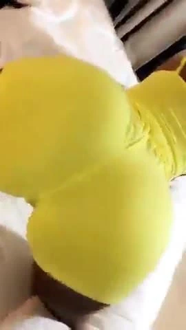 Zenci kız twerk yapıyor 3