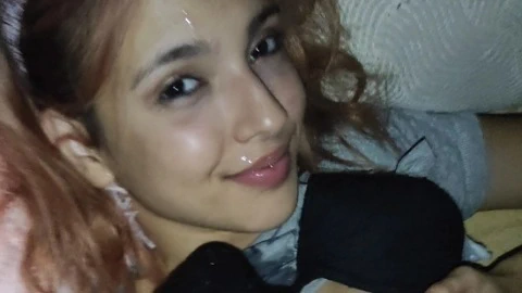 İyi bir oral seks için gece üvey kızkardeşini nasıl becereceğimi öğretirim