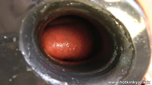 Hotkinkyjo, göbek çıkıntısı, derin yapay penis lanet ve terk edilmiş fabrikada anal tünel