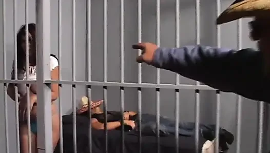 Erotik hapishanede bir Meksikalı