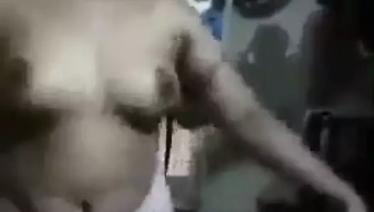 Göğüslerim dans videoları, benim gibi mi?