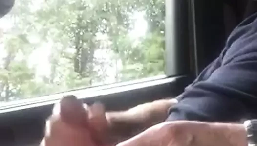 başka bir kamyon yan yatışta masturbasyon yapmak