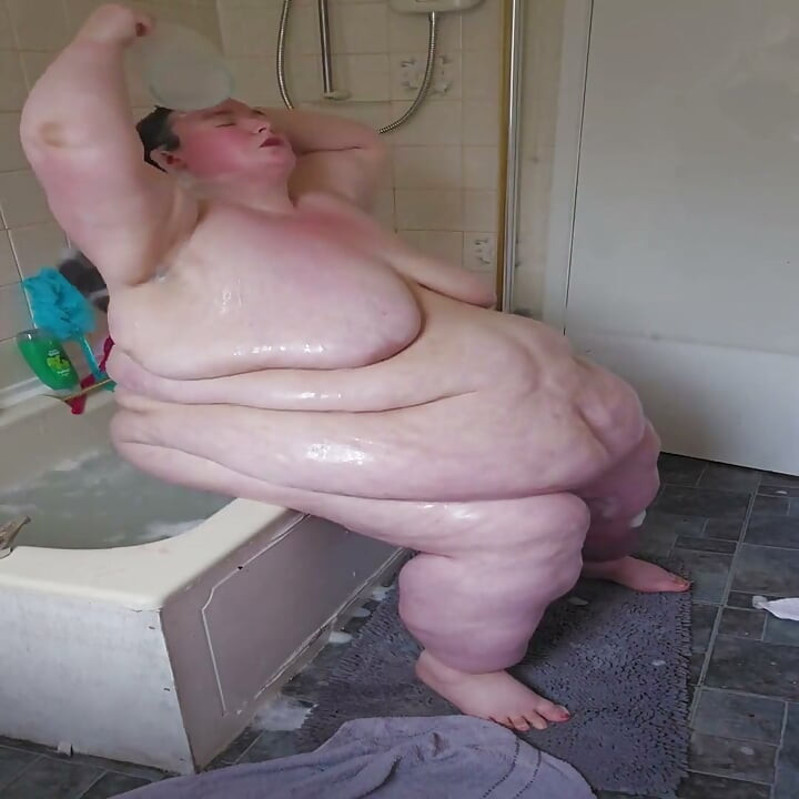 Ssbbw banyoda banyo yapamıyor bölüm 2