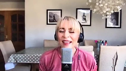 UNSTOPPABLE GIANTESS