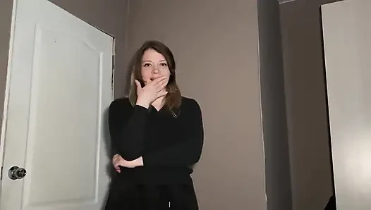 Komşu gırtlağına kadar ödeme: elle muamele, sakso ve yüze boşalma