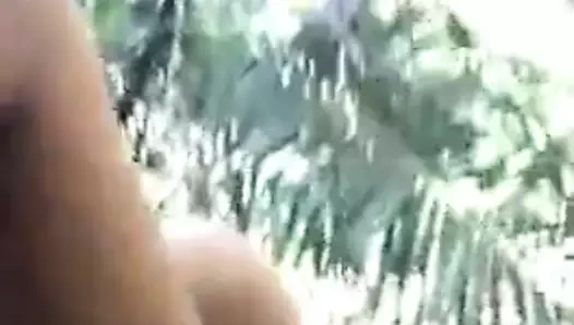 Sri lanka genç çift jungle sikme