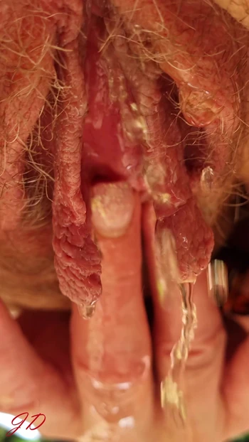 Лето, солнце и мой золотой сок (Трейлер)