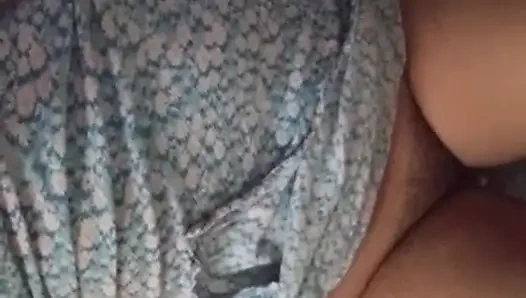 Sri Lanka - chica musterbation en cuarto de baño con lujuria consolador con grandes tetas y coño mojado