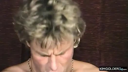 Heisse Lesbenorgie mit harten Schwaenzen