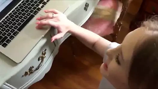 Muhteşem amatör Amerikan sarışın bebek becerdin ev yapımı 32qrw