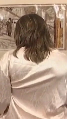 "Utangaç esmer Fransız genç kız bir profesyonel gibi büyük yarağa biniyor" dan unutulmaz bir an