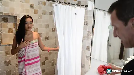 Seksi Asyalı kız öğrenci için dölleme