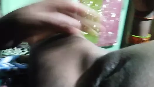 Bugün amcığım çok sıcak su alıyor çünkü erkek arkadaşım amımı yalıyor ve sikiyor