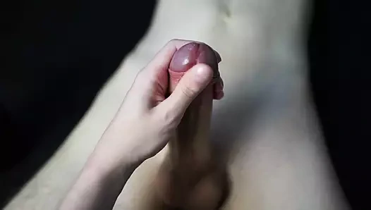 Yarağıyla nazik parmakla oynama