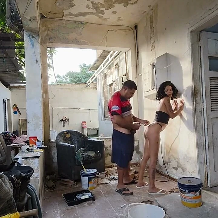 Taşakları üvey kız kardeşimin götüne sokuyorum