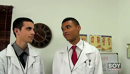 Doktorların sert emirleri altında!