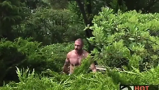 Sonoma Heat: o sikişen bahçıvan