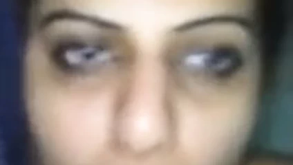 Lübnan arap verir oral seks