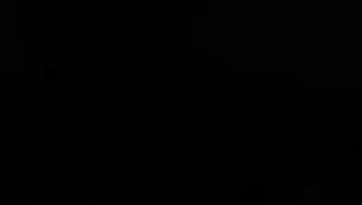 Sıska orta yaşlı seksi kadın yarak emiyor